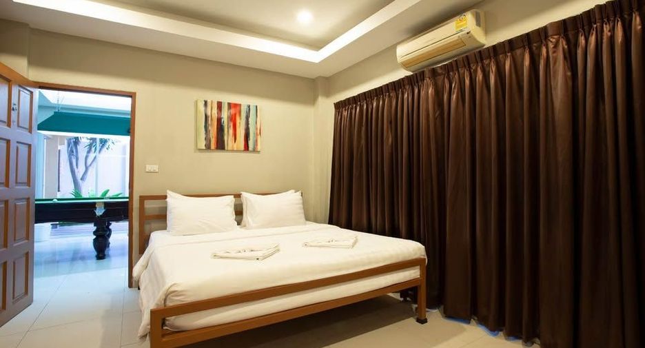 Casa en alquiler de 5 habitaciones en Jomtien, Pattaya