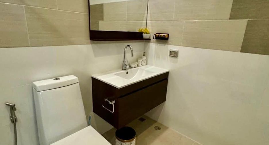 Condo en alquiler de 2 habitaciones 