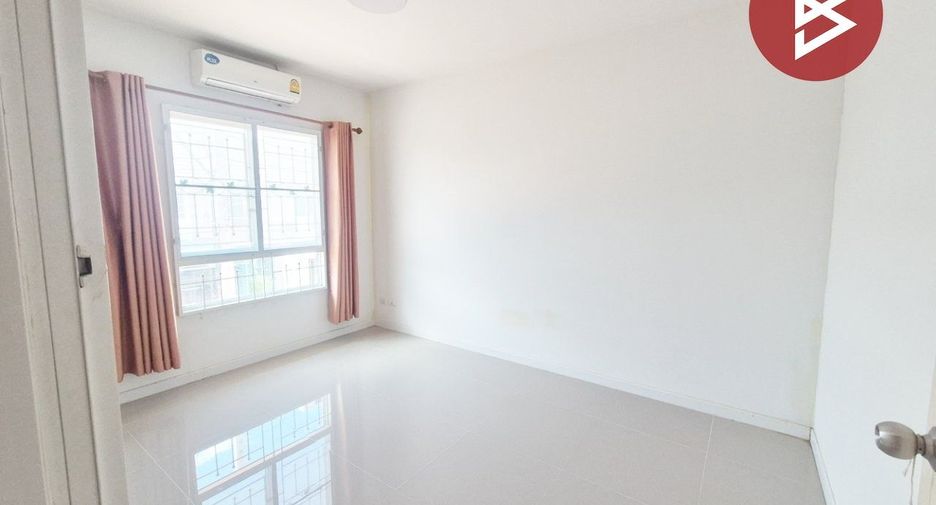For sale 3 bedrooms townhouse in Mueang Samut Prakan, Samut Prakan