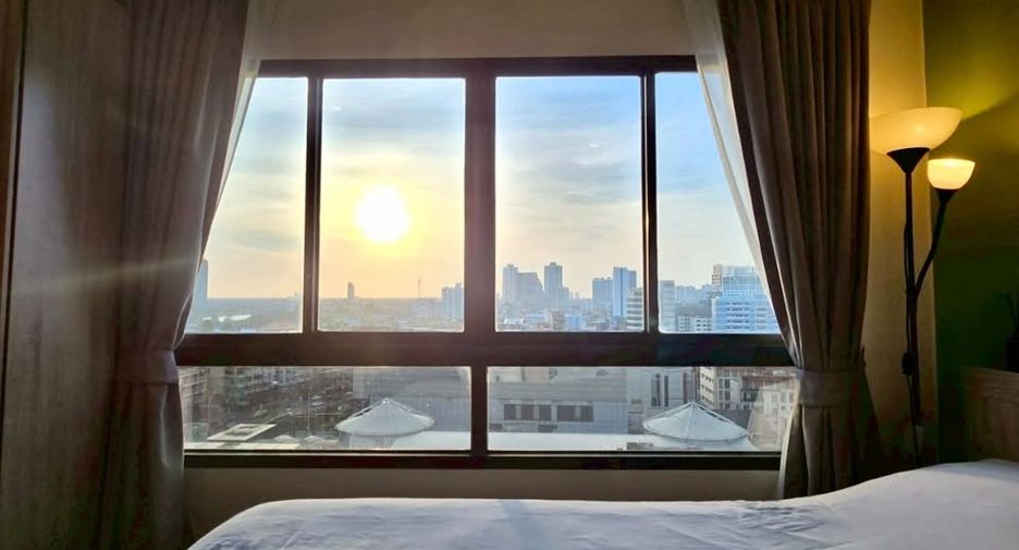 À louer 1 chambre condo à Yan Nawa, Bangkok