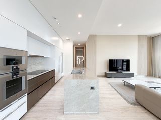 Продажа 2 спальни кондо в Патхум Щан, Бангкок