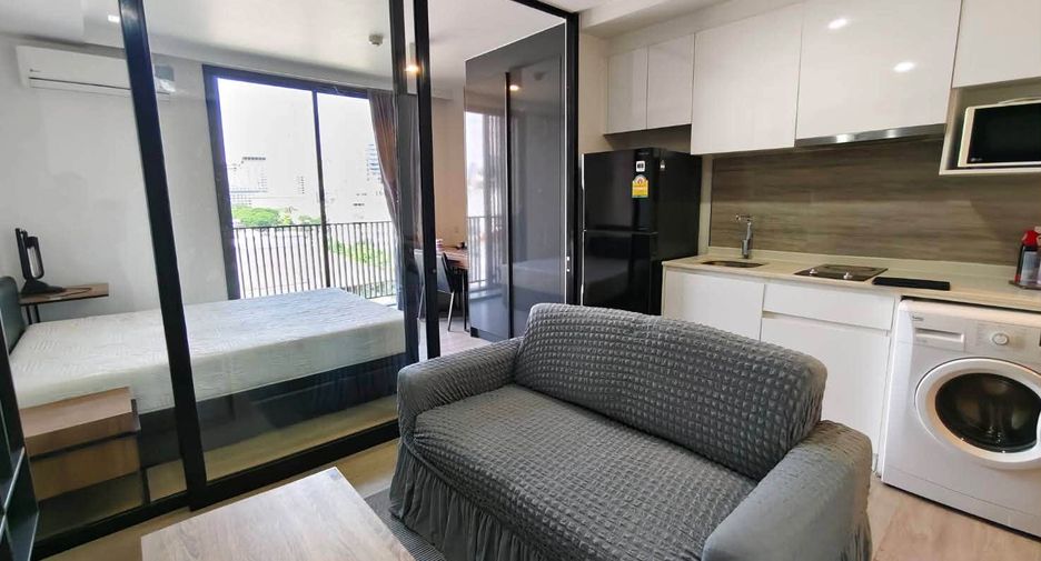 For rent 1 bed condo in Khlong Toei, Bangkok