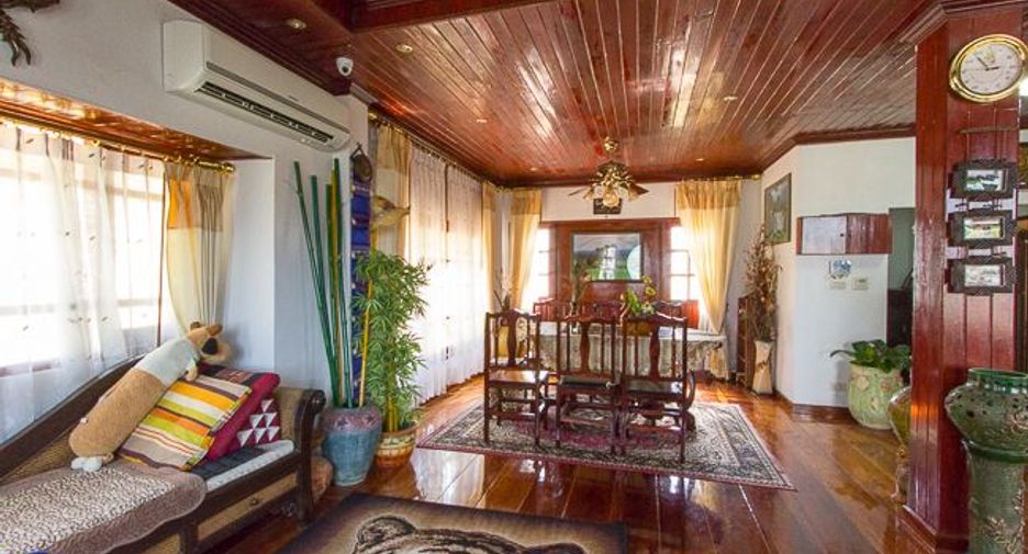 For sale 4 bedrooms house in Mueang Ubon Ratchathani, Ubon Ratchathani