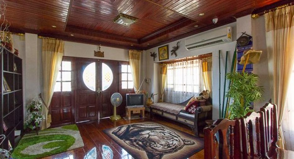 For sale 4 bedrooms house in Mueang Ubon Ratchathani, Ubon Ratchathani