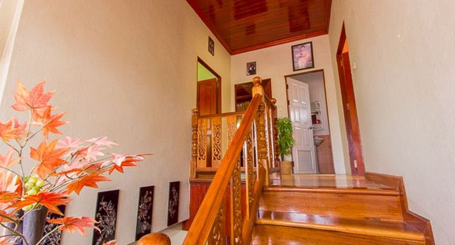 For sale 4 bedrooms house in Mueang Ubon Ratchathani, Ubon Ratchathani