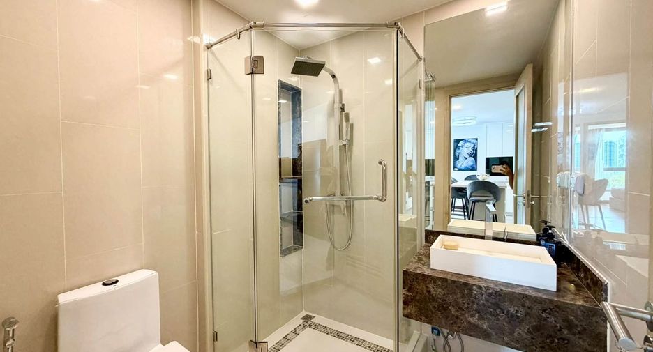 Condo en alquiler de 2 habitaciones en Bang Lamung, Chonburi