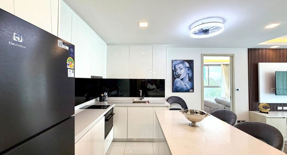 Condo en alquiler de 2 habitaciones en Bang Lamung, Chonburi