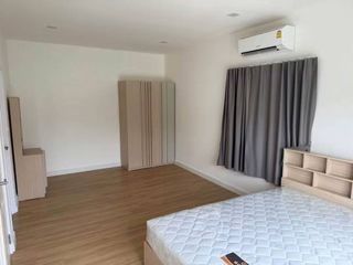 出租 4 卧室 独立屋 在 Bang Phli, Samut Prakan