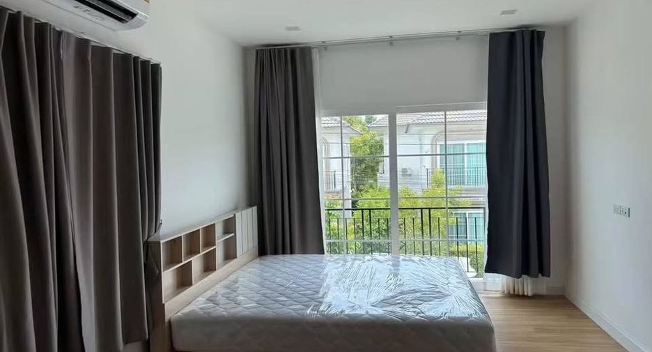 Аренда 4 спальни дом в Bang Phli, Самутпракан