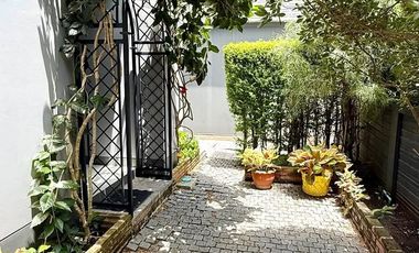 For rent 4 bedrooms house in Bang Kapi, Bangkok