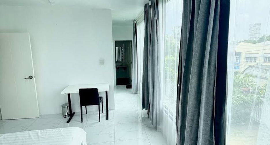 Villa zur Miete mit 5 Zimmer in Bang Na, Bangkok