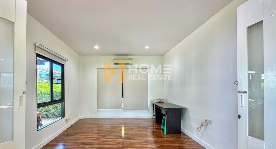 À vendre 4 chambres maison à Pak Kret, Nonthaburi