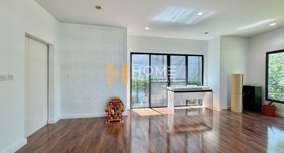 À vendre 4 chambres maison à Pak Kret, Nonthaburi