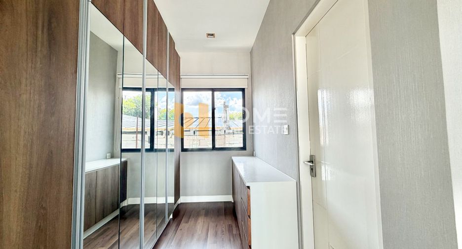 À vendre 4 chambres maison à Pak Kret, Nonthaburi