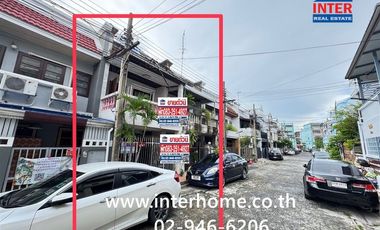 For sale 2 bedrooms townhouse in Lat Phrao, Bangkok