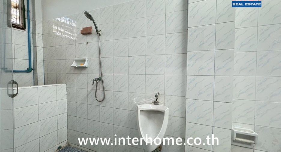 For sale 2 bedrooms townhouse in Lat Phrao, Bangkok