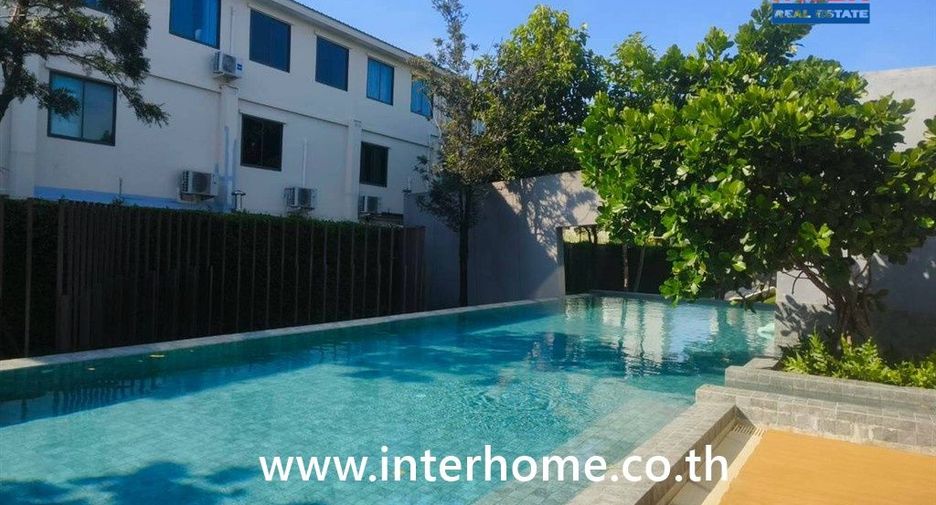 For rent and for sale 3 bedrooms townhouse in Bang Phli, Samut Prakan