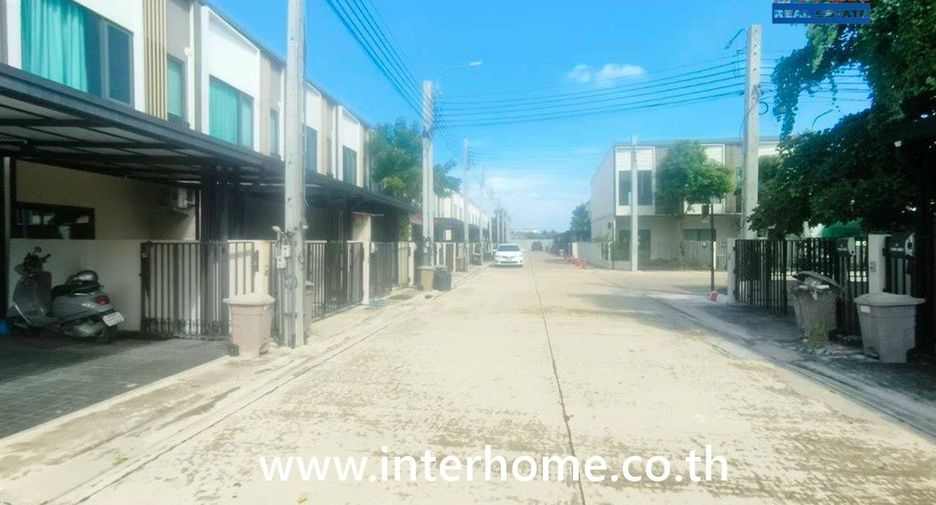 For rent and for sale 3 bedrooms townhouse in Bang Phli, Samut Prakan