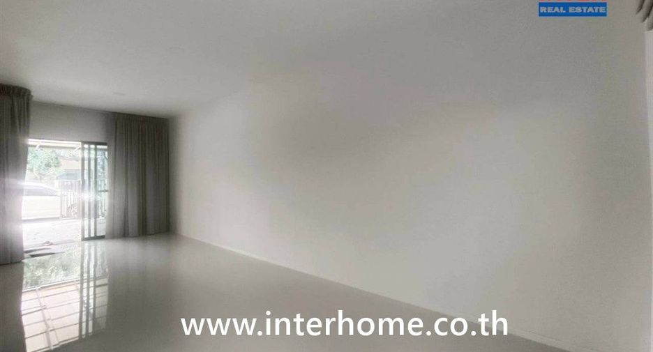 For rent and for sale 3 bedrooms townhouse in Bang Phli, Samut Prakan