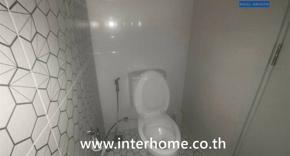 For rent and for sale 3 bedrooms townhouse in Bang Phli, Samut Prakan