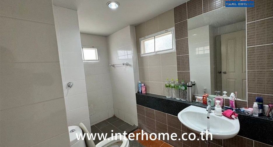 For sale 3 bedrooms house in Chom Thong, Bangkok