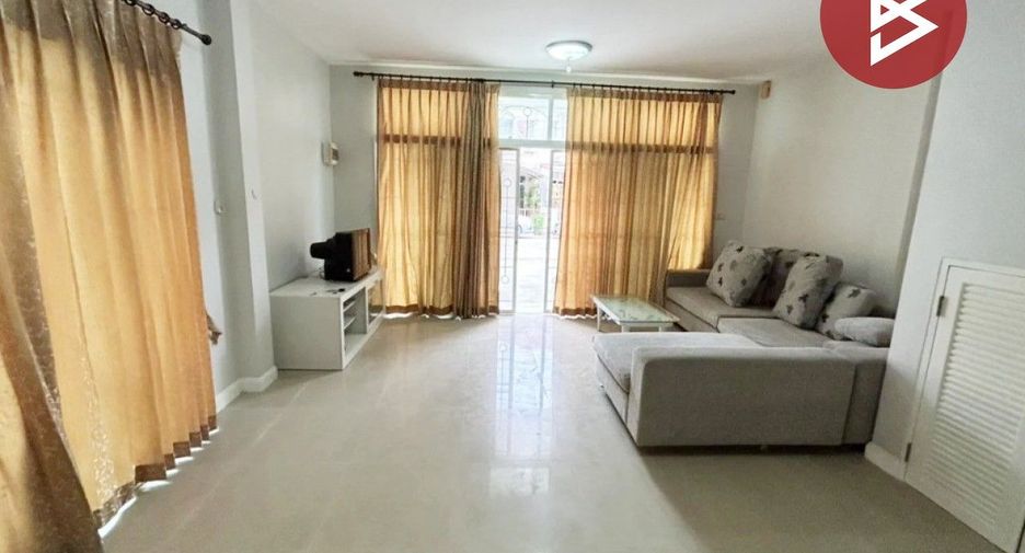 For rent and for sale 3 bedrooms townhouse in Phutthamonthon, Nakhon Pathom