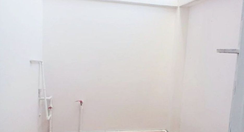 For rent and for sale 3 bedrooms townhouse in Phutthamonthon, Nakhon Pathom