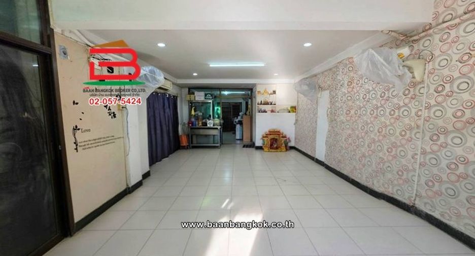 À vendre 5 chambres local commercial à Min Buri, Bangkok
