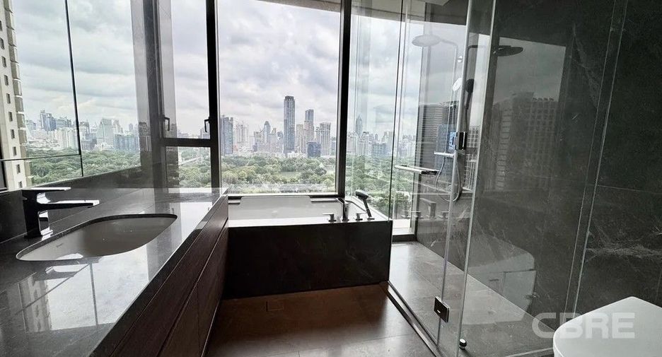 Condo en alquiler y en venta de 1 habitaciones en Bang Rak, Bangkok