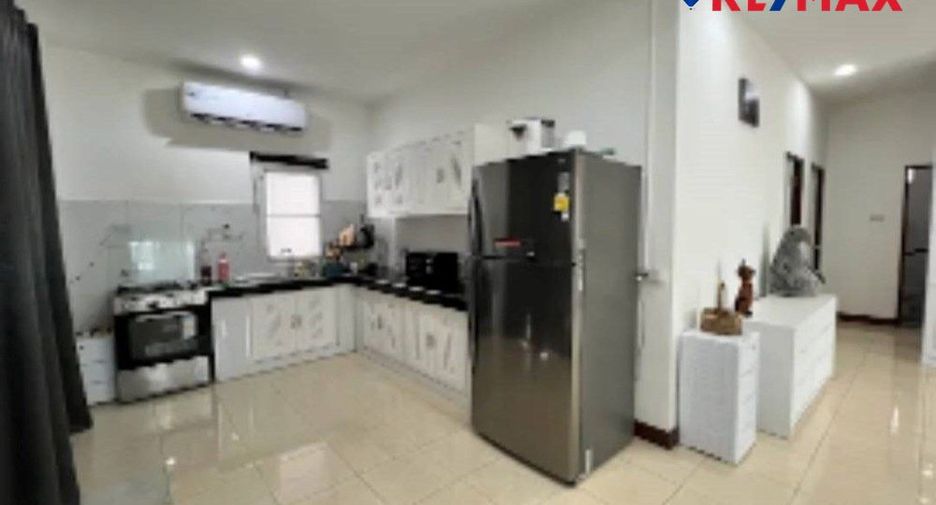 Casa en venta de 3 habitaciones en Bang Lamung, Chonburi