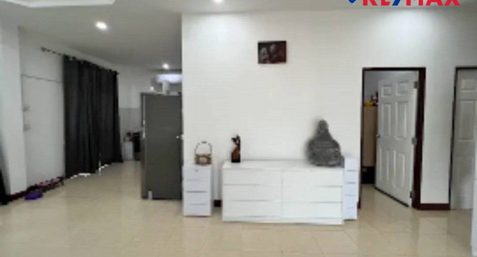 Casa en venta de 3 habitaciones en Bang Lamung, Chonburi