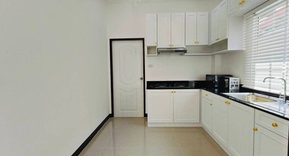 For rent 3 bedrooms house in Bang Lamung, Chonburi