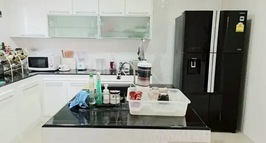 Casa en venta de 4 habitaciones en Bang Bon, Bangkok