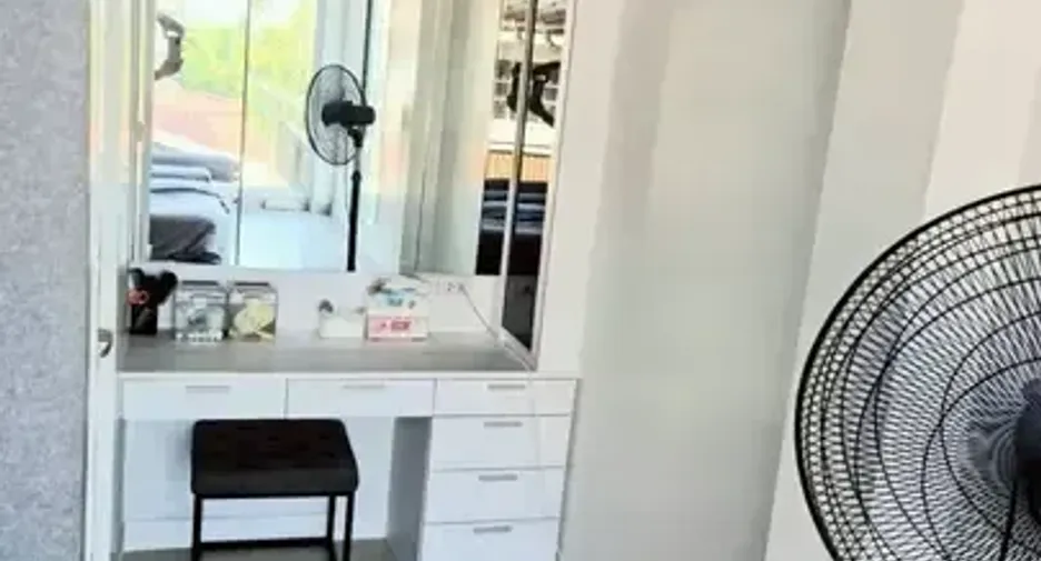 Casa en venta de 4 habitaciones en Bang Bon, Bangkok