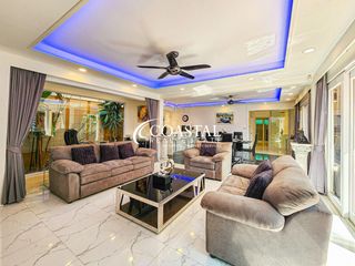 Haus zum Kauf mit 4 Zimmer in Bang Lamung, Chonburi