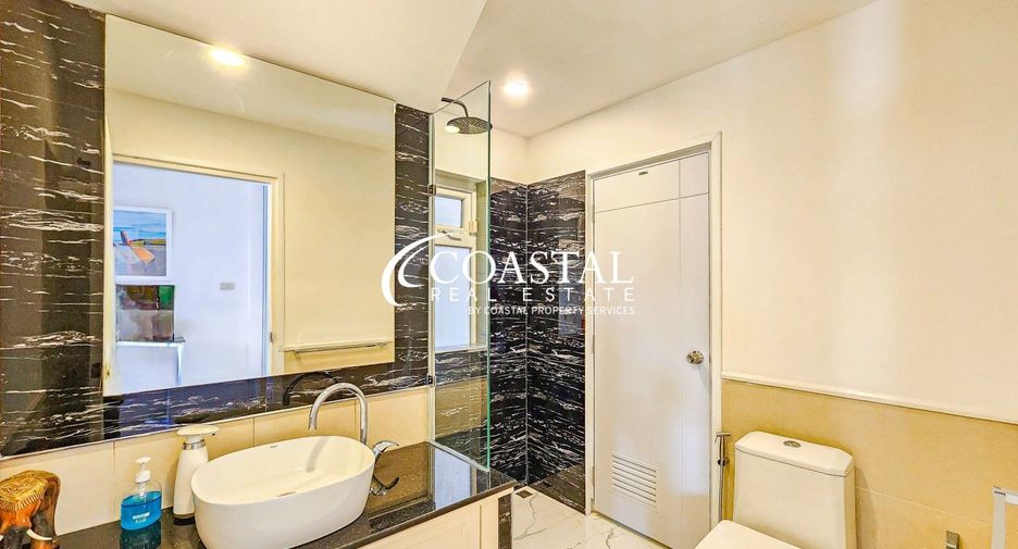 Haus zum Kauf mit 4 Zimmer in Bang Lamung, Chonburi