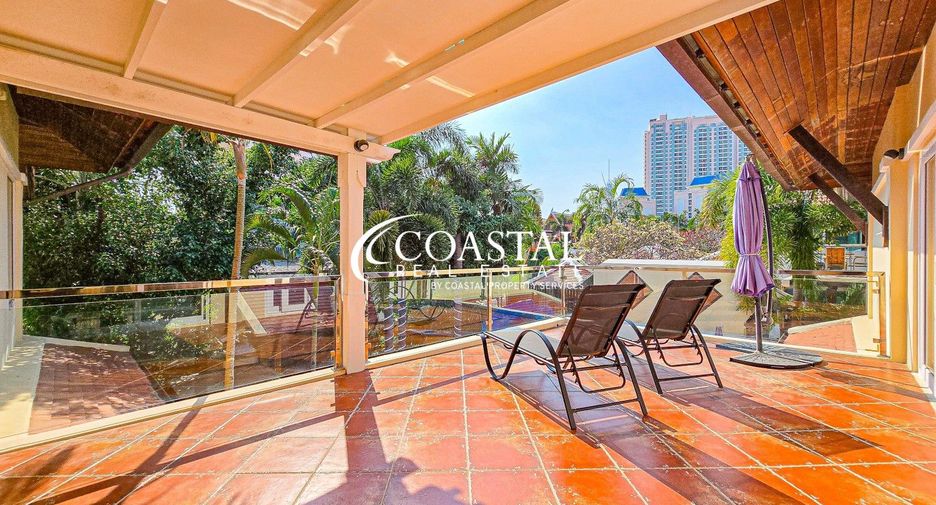 Haus zum Kauf mit 4 Zimmer in Bang Lamung, Chonburi