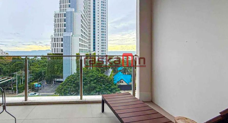 For rent 2 bedrooms condo in Bang Lamung, Chonburi