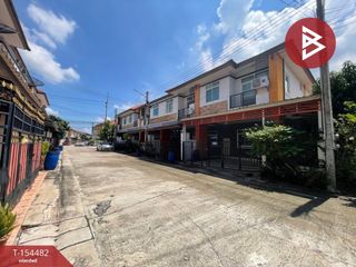 出售 3 卧室 联排别墅 在 Phan Thong, Chon Buri
