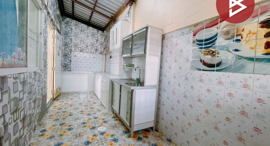 For sale 3 bedrooms townhouse in Phan Thong, Chonburi