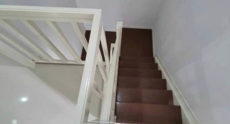For rent and for sale 3 bedrooms townhouse in Bang Sao Thong, Samut Prakan