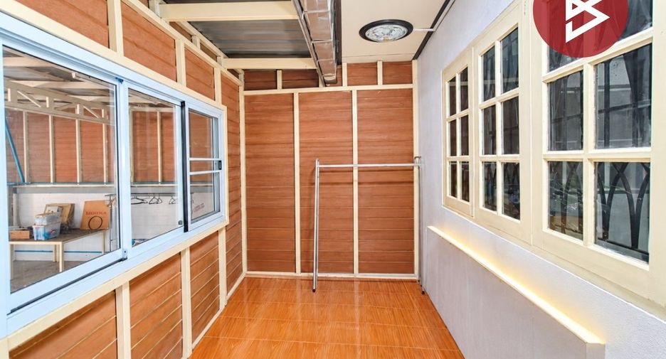 À vendre 5 chambres maison à Mueang Chachoengsao, Chachoengsao