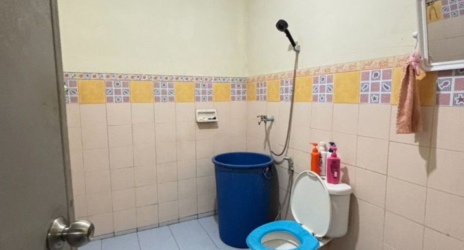 For sale 2 bedrooms townhouse in Bueng Kum, Bangkok