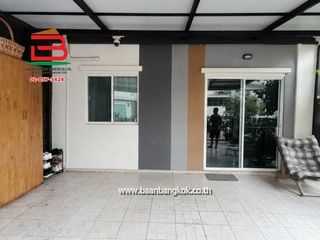 Продажа 4 спальни таунхаус в Khlong Luang, Патумтани
