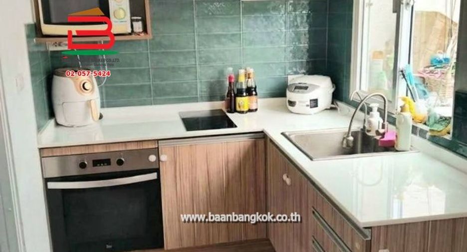 Продажа 4 спальни таунхаус в Khlong Luang, Патумтани
