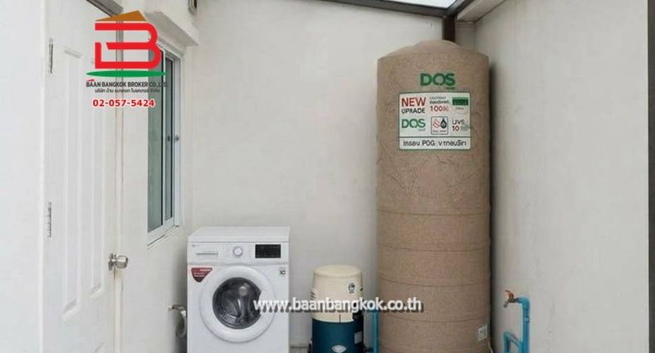 Продажа 4 спальни таунхаус в Khlong Luang, Патумтани