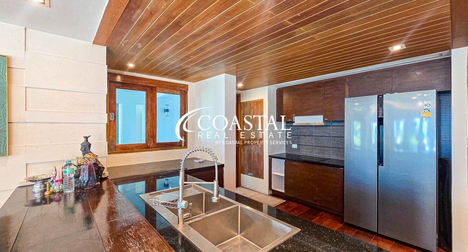 À louer et à vendre 5 chambres villa à Bang Lamung, Chonburi