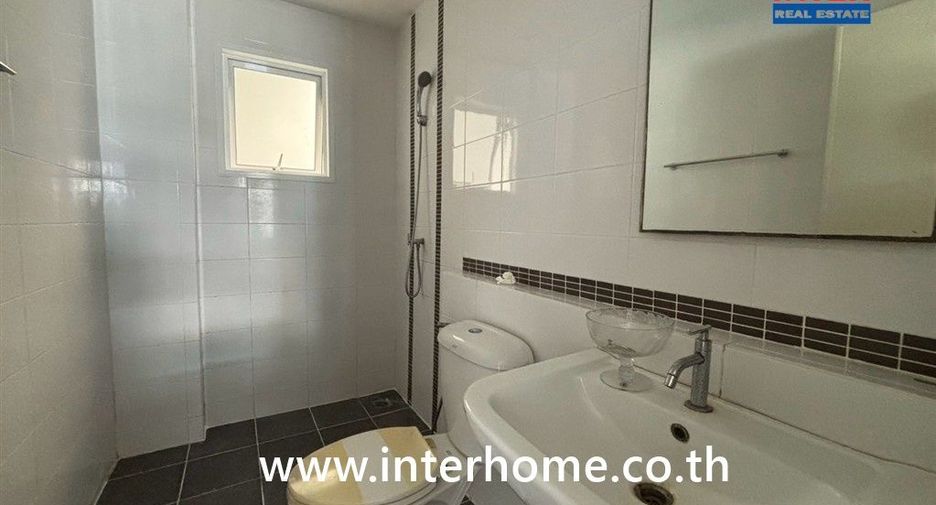 For sale 4 bedrooms house in Sai Mai, Bangkok