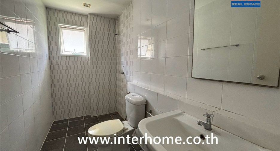 For sale 4 bedrooms house in Sai Mai, Bangkok