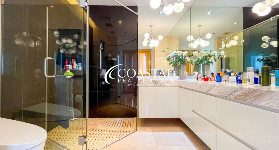 For sale 3 bedrooms condo in Bang Lamung, Chonburi